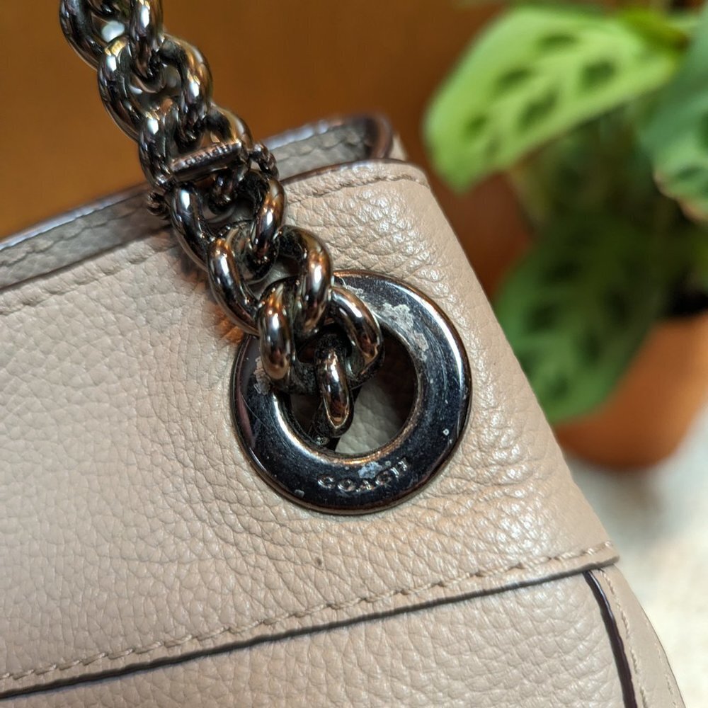 *Rare Color* Coach Stone Turn Lock Edie Shoulder Bag - Picture 10 of 13